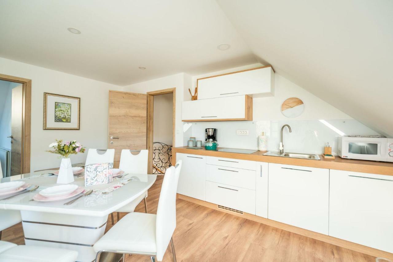 Laško Apartmaji Urska מראה חיצוני תמונה