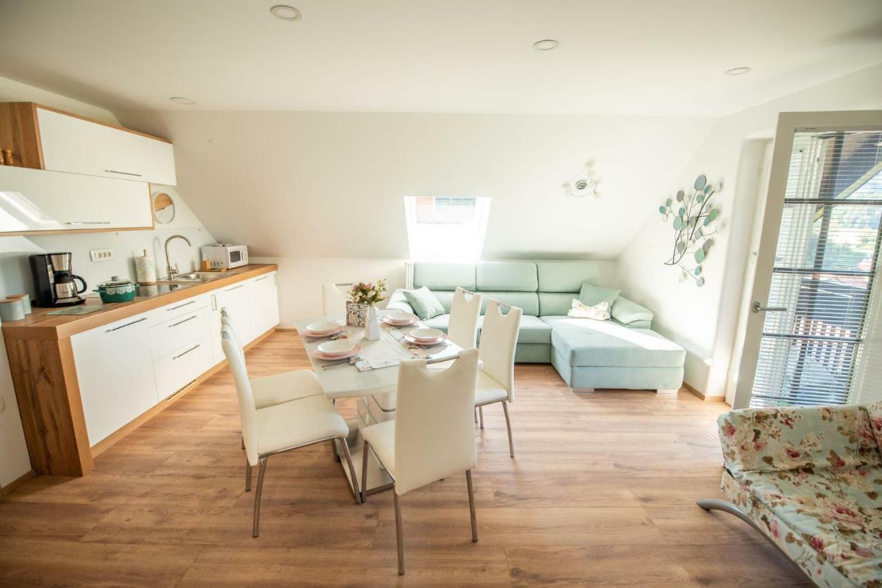 Laško Apartmaji Urska מראה חיצוני תמונה